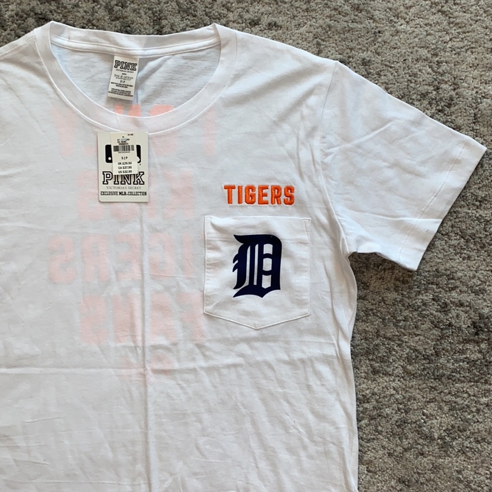 🌶 NWT PINK Victoria’s Secret Detroit Tigers Tee S